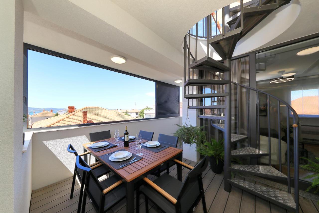 Penthouse Diem - Private Pool With Sea View Apartment